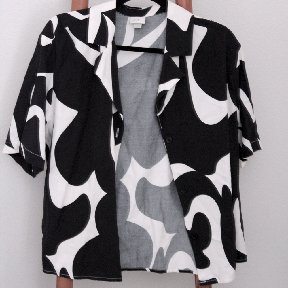 Black and White, Button Down, Short Sleeved Top.
